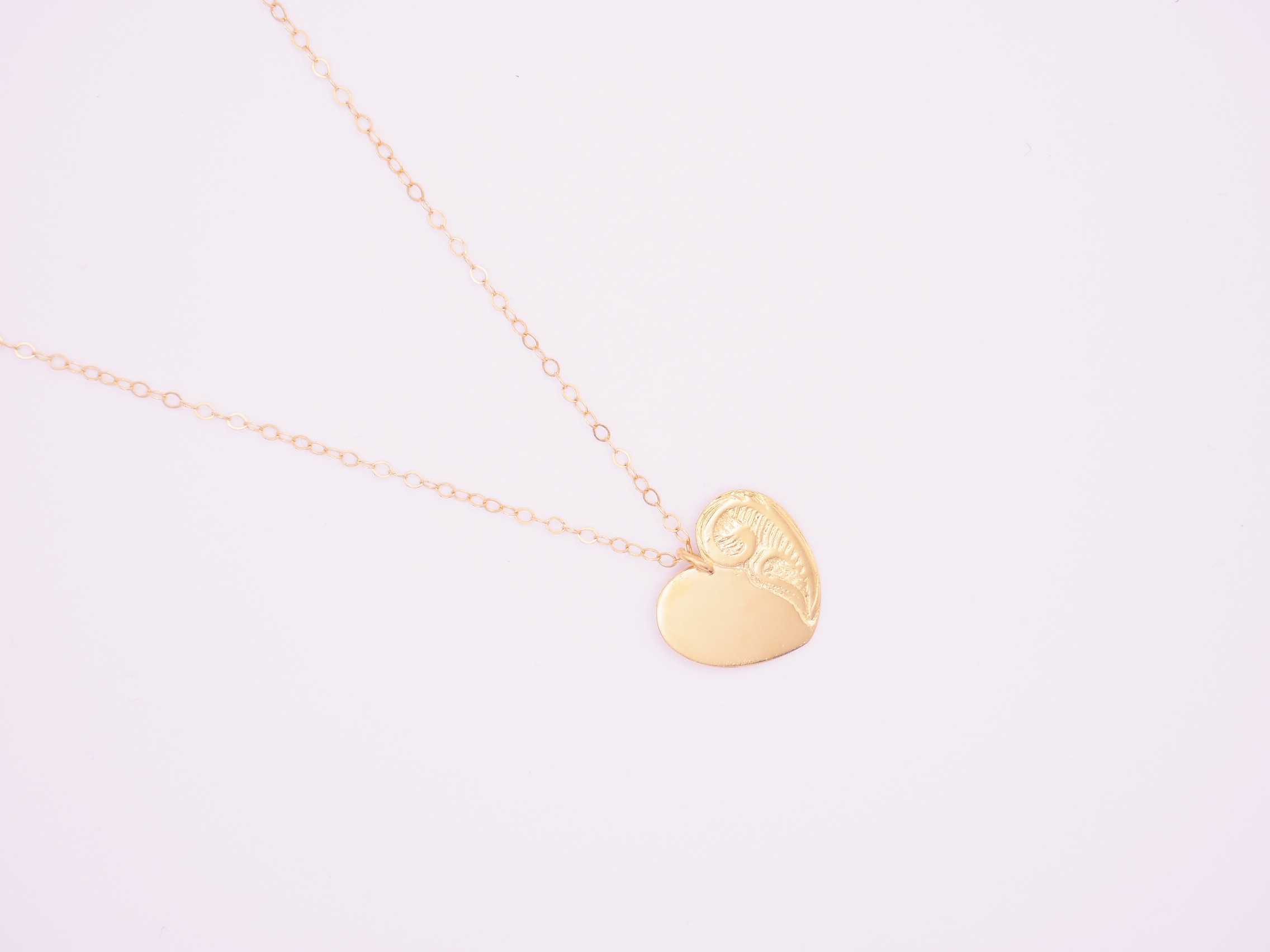 Collier médaillon coeur Collier médaillon coeur Beldi