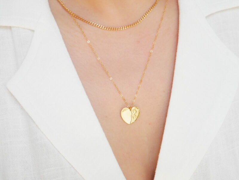 P1060100 Collier femme pendentif coeur